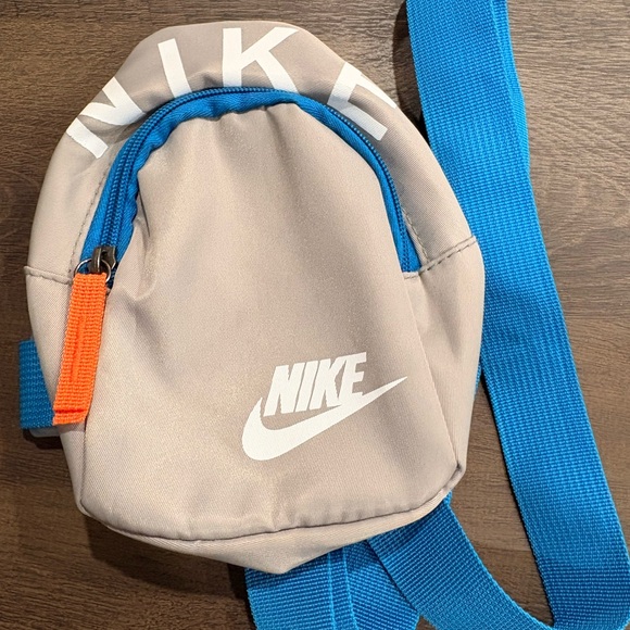 Nike Other - Nike Gray and Blue Mini Slingback